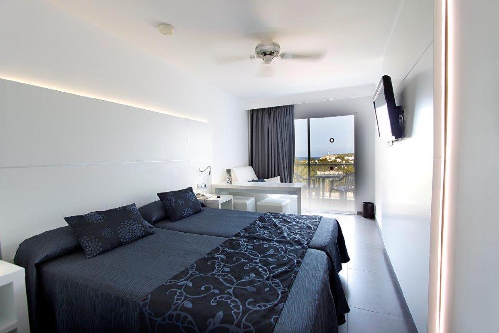 Bg Portinatx Beach Club Hotel المظهر الخارجي الصورة