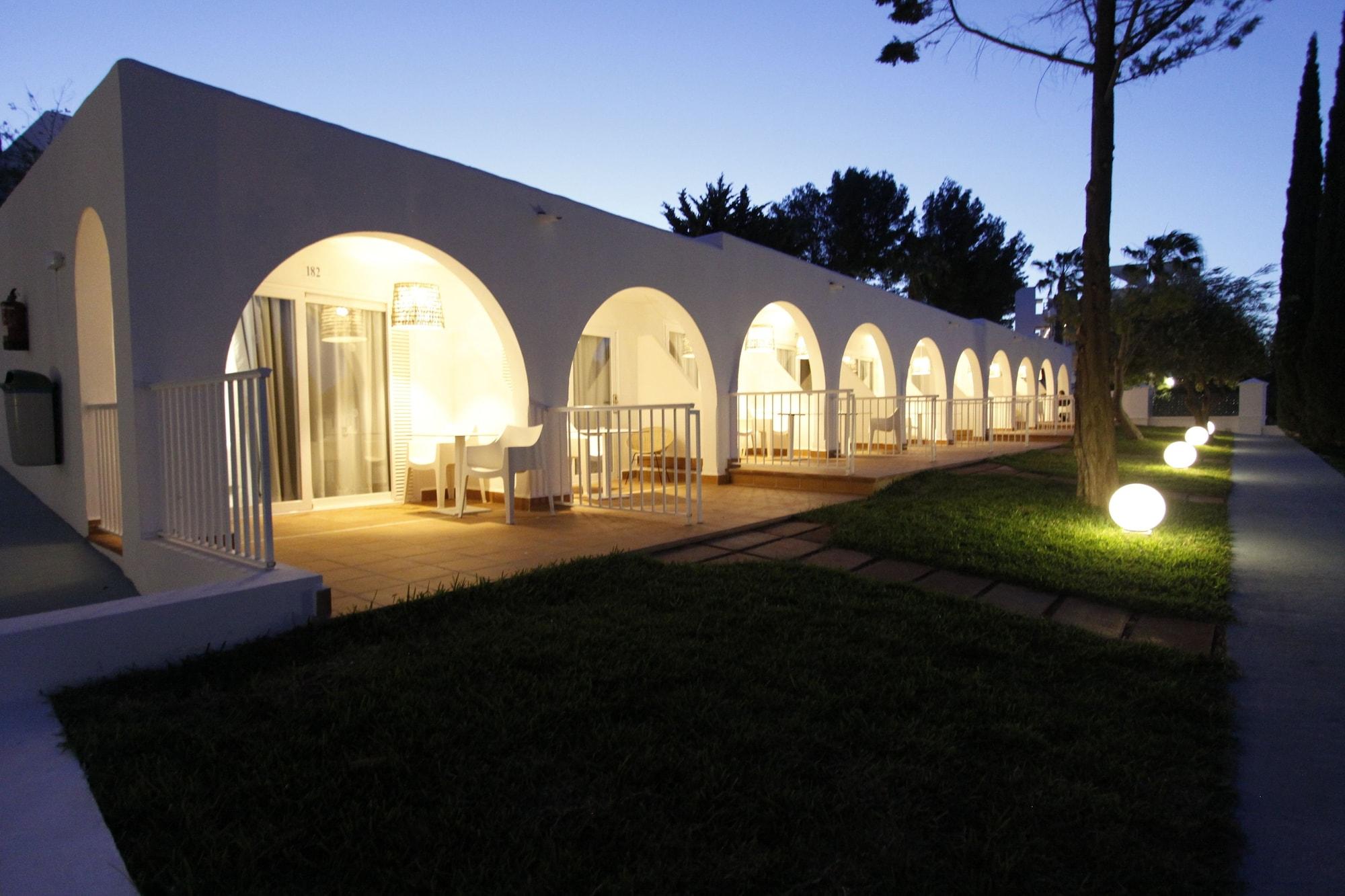 Bg Portinatx Beach Club Hotel المظهر الخارجي الصورة